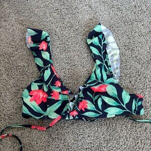 Aerie Floral Ruffle Wrap Style Bikini Top Size Medium